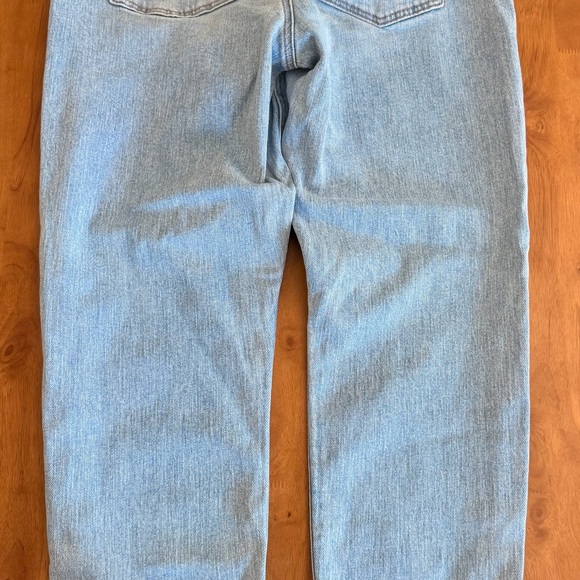 Women’s Size 4S American Eagle Mom Jeans Strigid - Picture 8 of 8